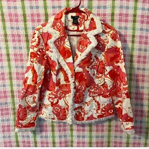 Funky 70s coat
Orange and white floral jacket with faux fur trim, petite fit